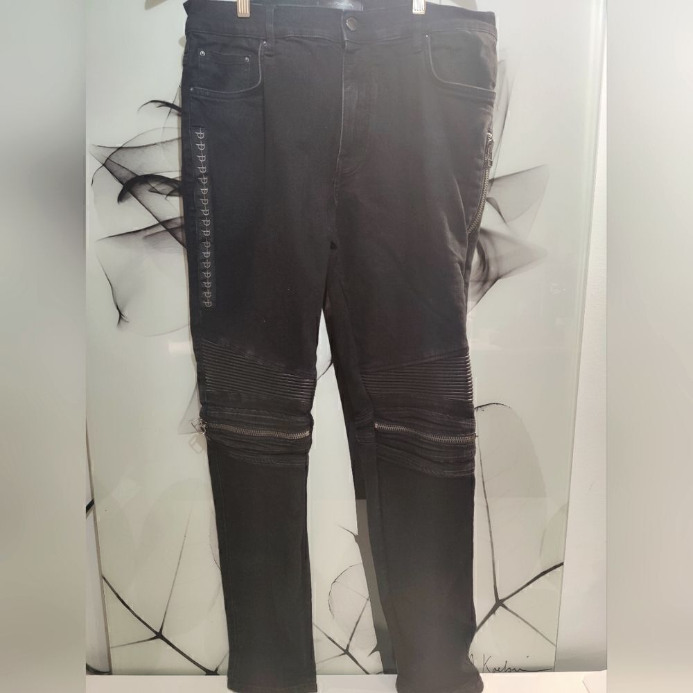 Dead Than Cool - Black Distressed Zipper Knee Jeans - Men's Size 34x32